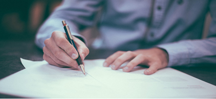 Технология Hot Runner в строительных материалах: переосмысление строительных молдингов